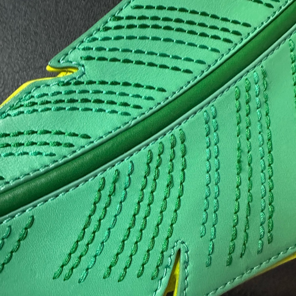 Kate spade banana leaf clutch - Picture 11 of 16